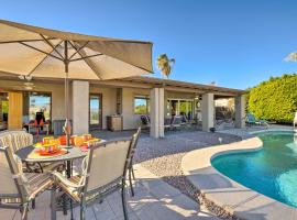 होटल की एक तस्वीर: Stunning Fountain Hills Home Pool and Mountain View