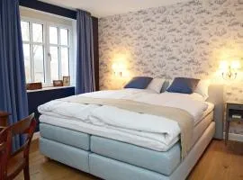 Hotel No. 11