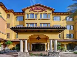 La Bellasera Hotel & Suites, khách sạn ở Paso Robles