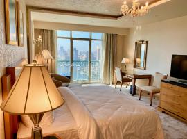 Foto di Hotel: Chez Haytham At Four Seasons Nile Plaza Residential Suite