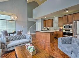 รูปภาพของโรงแรม: Well-Appointed Houston Home 1 Mile to Midtown!