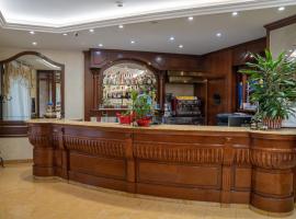 Hotel La Noce, hotel em Chivasso