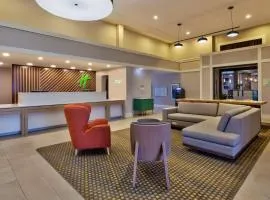 Holiday Inn Westbury-Long Island by IHG