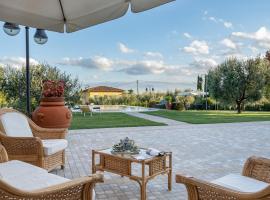 Hotel Photo: VILLA GABRI 8&2, Emma Villas