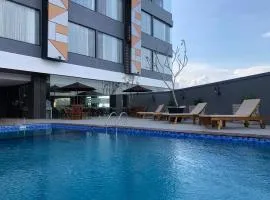 Zenith Premiere Hotel Baubau