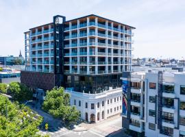 Oaks R Suites Geelong、ジーロングのホテル