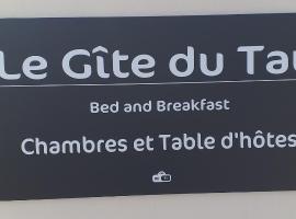 Hotel Photo: Le Gîte du Tau