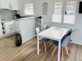 Beach Chalet SunHus - modernes Chalet in Ostseenähe, hotell sihtkohas Scharbeutz