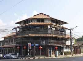 Velawarin Hotel, ξενοδοχείο σε Ubon Ratchathani