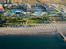 Akra Fethiye Tui Blue Sensatori - Ultra All Inclusive, khách sạn ở Fethiye