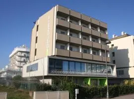 Hotel Diplomatic