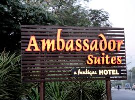 รูปภาพของโรงแรม: Ambassador Suites Hotel
