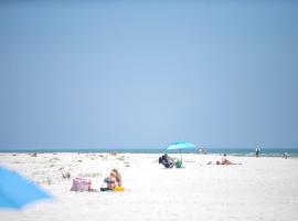 Dueodde Hostel, hotel in Neksø