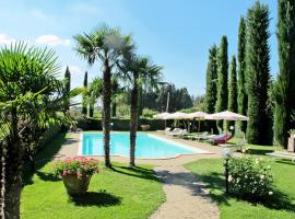 Zdjęcie hotelu: Holiday Home Giuggiolo - Giuggioli 1 by Interhome