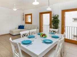 A picture of the hotel: Apartment Blue Tossa by Interhome