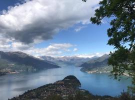 A picture of the hotel: TRADITIONAL VILLA BELLAGIO san primo LAKE COMO