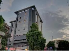 Shagun Hotel, hotel di Vadodara