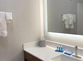 Holiday Inn Express & Suites Columbia-Fort Jackson by IHG