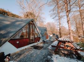 Hotelfotos: Chalet Boréal avec bain à bulles - In the Woods