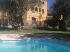 Hotel Photo: Maset del Garraf