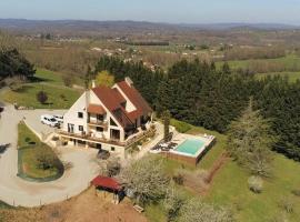 Hotel Foto: Belle villa avec vue en Dordogne Animals Pracroz