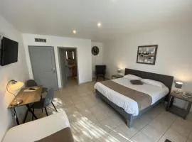 Logis Hôtel L'Oliveraie