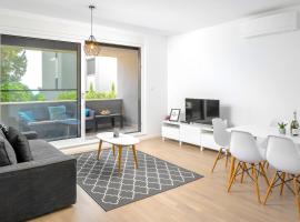 酒店照片: LUX Holiday Apartment on KASUNI Beach in Split