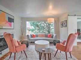 Hotel fotografie: Home with Office and Yard 25 Mi to Downtown Chicago!