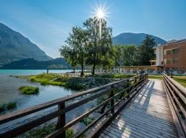HOTEL TRILAGO