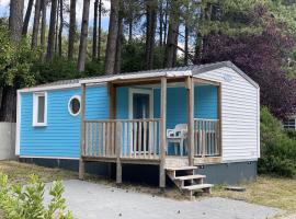 A picture of the hotel: Neat chalet with microwave Antwerp at 39 km