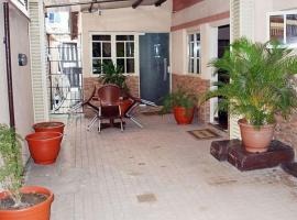 Gambaran Hotel: Room in Lodge - Allure Suites-surulere