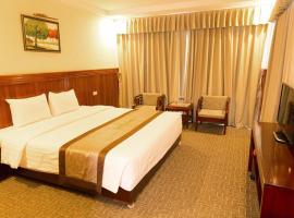 Vinh Plaza Hotel, ξενοδοχείο σε Vinh