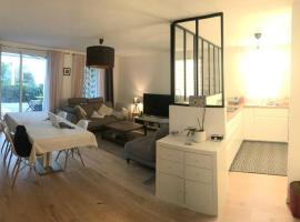 Ξενοδοχείο φωτογραφία: Appartement 6 personnes grande terrasse 10min de Cannes