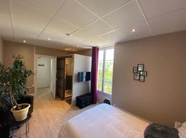 Chambre de la Poterie, hôtel à Accolay