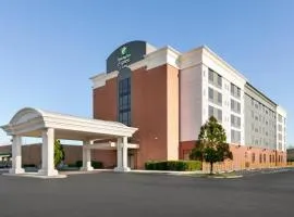 Holiday Inn Express Hotel & Suites Norfolk Airport, an IHG Hotel, hotel in Norfolk