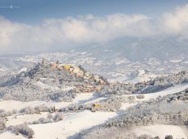 Hotel Photo: La vedetta del Montefeltro