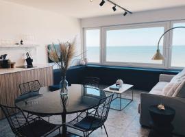 酒店照片: Wonderful architect designed flat with sea view