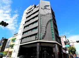 A picture of the hotel: J-HOTEL