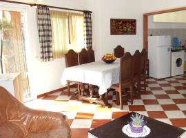 Hotel Foto: House with 2 bedrooms in Apulia with shared pool enclosed garden and WiFi