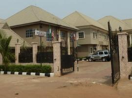 A picture of the hotel: Room in Lodge - Definite Destiny Hotel