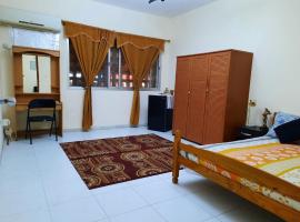 Хотел снимка: SHARING ROOM AVAILABLE IN BEST PRICE