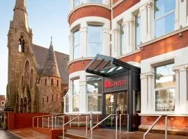 ibis Belfast Queens Quarter