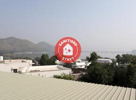 Hotel kuvat: OYO Home 10206 Modern Stay