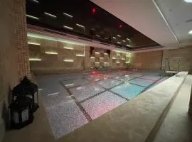 亚历山大卢克斯酒店