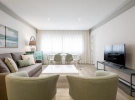 호텔 사진: Puerto de Málaga Premium 3 Bedrooms Apartment