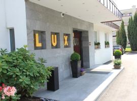 A picture of the hotel: Businesshotel Lux