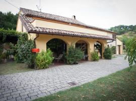 A picture of the hotel: B&B Salvarosa