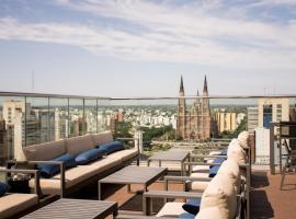 Grand Brizo La Plata, hôtel à La Plata