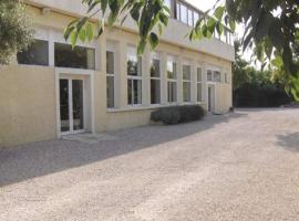 A picture of the hotel: appartement neuf P3 50m2