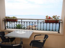 Aparthotel Natalia Podgora, Hotel in Podgora